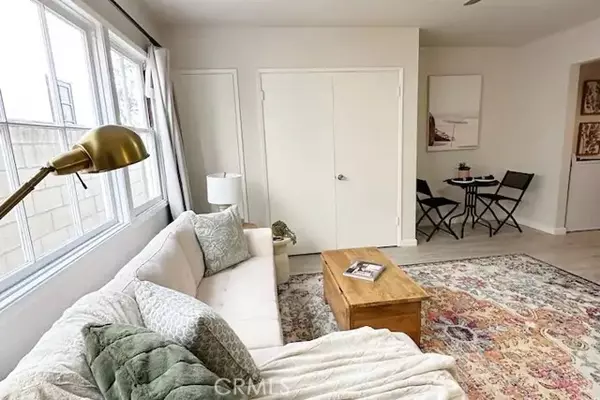 Long Beach, CA 90803,5267 E Ocean Boulevard #2