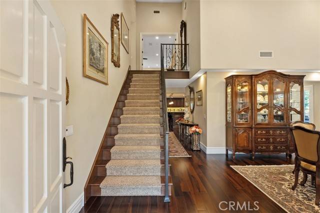 Yorba Linda, CA 92886,5571 Clover Hill Drive