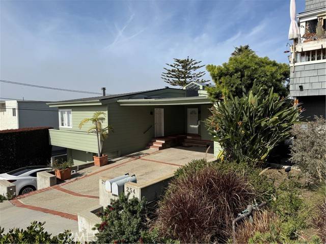 252 Arch Street, Laguna Beach, CA 92651
