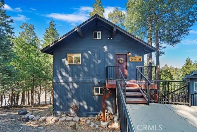 24655 Altdorf Drive, Crestline, CA 92325