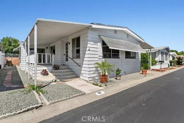 Lake Forest (el Toro), CA 92630,24921 Muirlands Boulevard #216