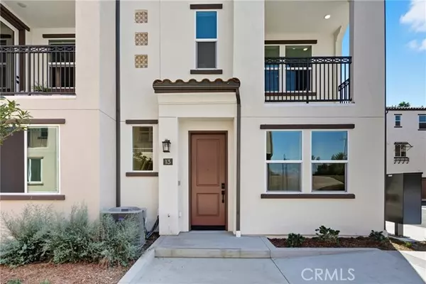 2209 W Orange, Anaheim, CA 92804