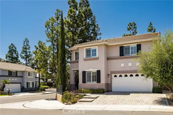 11 Dynasty Court, Irvine, CA 92602