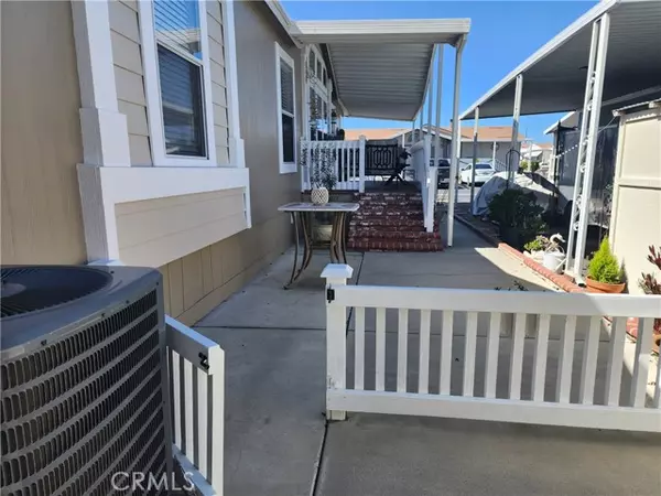 Huntington Beach, CA 92646,9850 Garfield Avenue #80