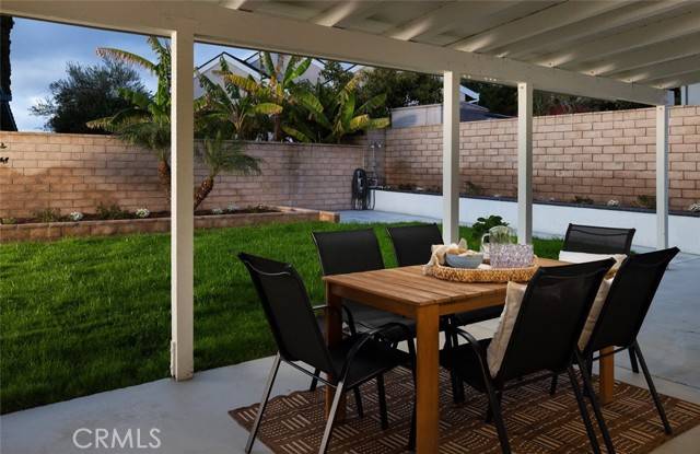Lake Forest (el Toro), CA 92630,22455 Silver Spur