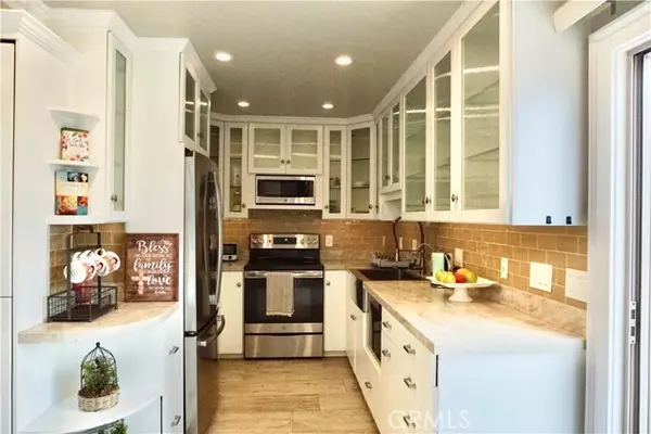 Huntington Beach, CA 92648,711 Pacific Coast Highway #301