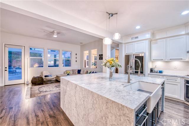 16 Lyra Way, Laguna Hills, CA 92679