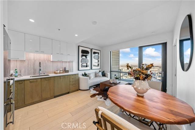 400 S Broadway #3109, Los Angeles, CA 90013