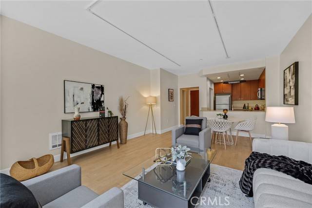 585 9th Street #556, Oakland, CA 94607