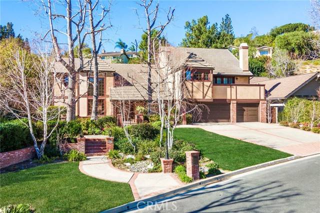 1832 Overview Circle, Tustin, CA 92705