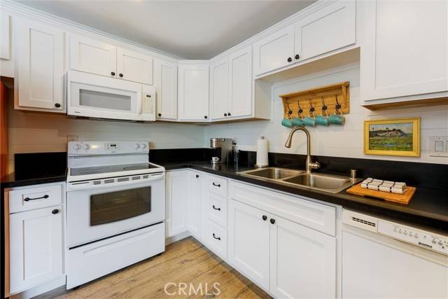 Laguna Niguel, CA 92677,9 Terrace Circle