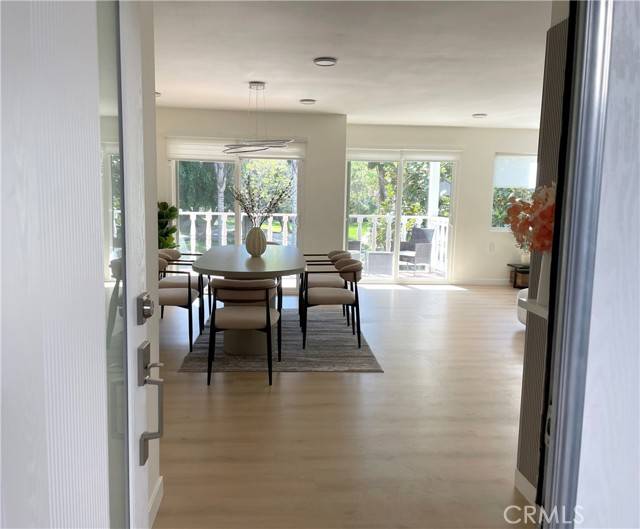 Laguna Woods, CA 92637,2405 Via Mariposa #1B