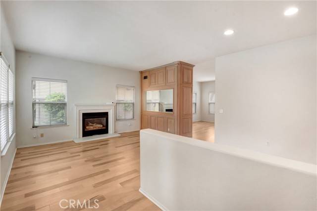 Irvine, CA 92618,5 Chinaberry