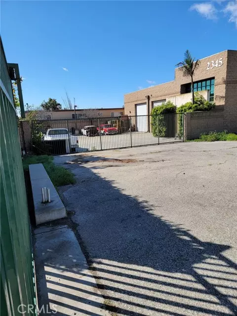 Signal Hill, CA 90755,2351 Walnut Avenue