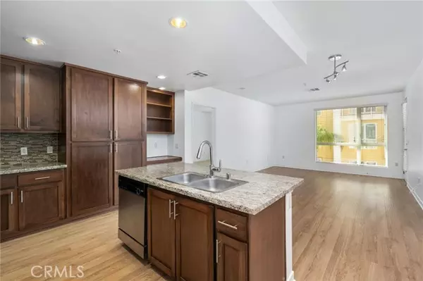 Woodland Hills (los Angeles), CA 91367,21301 Erwin Street #413