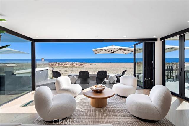 Newport Beach, CA 92661,2132 E Oceanfront