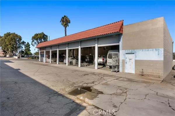 Signal Hill, CA 90755,2648 Cherry Avenue