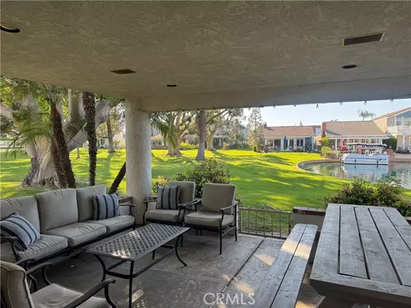 Lake Forest (el Toro), CA 92630,21927 Erie Lane