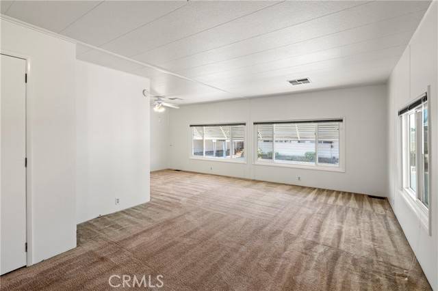 Yorba Linda, CA 92886,3762 Lake Grove Drive #19