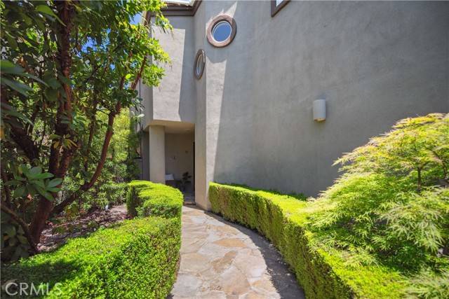 Lake Forest (el Toro), CA 92610,15 CANTORA