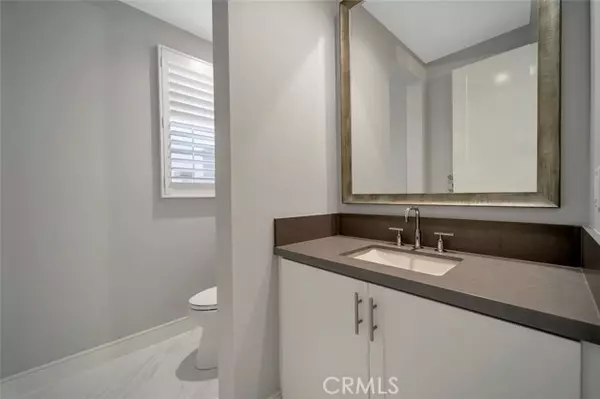 Irvine, CA 92618,129 Lomita