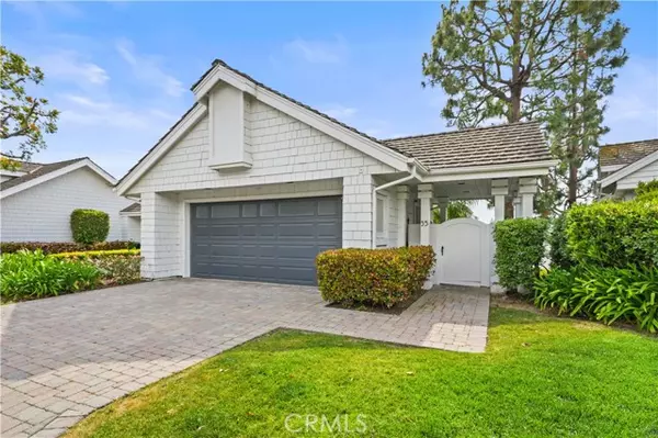 35 Northampton Court #118, Newport Beach, CA 92660