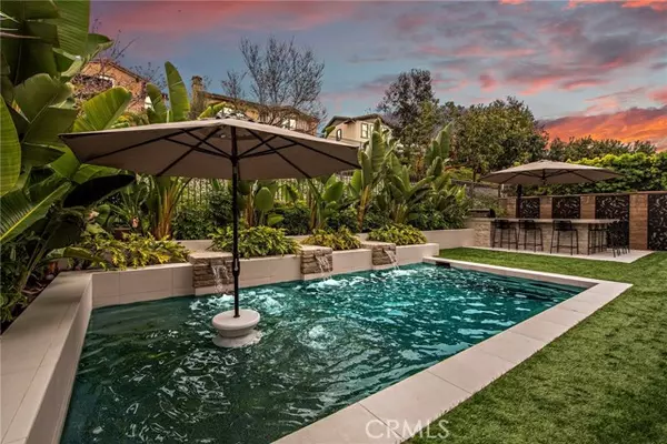 10 Ventada Street, Rancho Mission Viejo, CA 92694