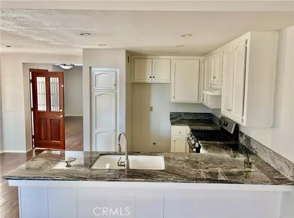 San Clemente, CA 92673,3014 Enrique #98