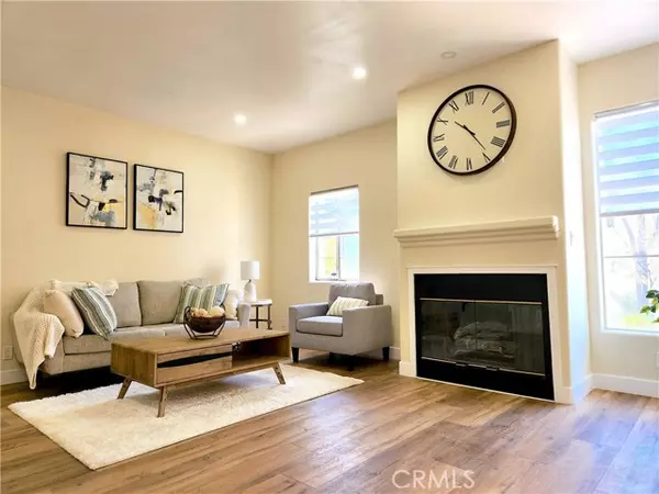 Valley Village, CA 91607,5240 Vantage Avenue #101