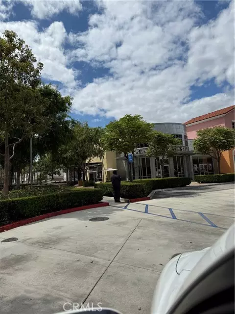 Santa Ana, CA 92705,107 E City Place Drive