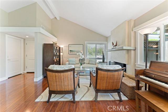 Irvine, CA 92603,6252 Sierra Palos Road