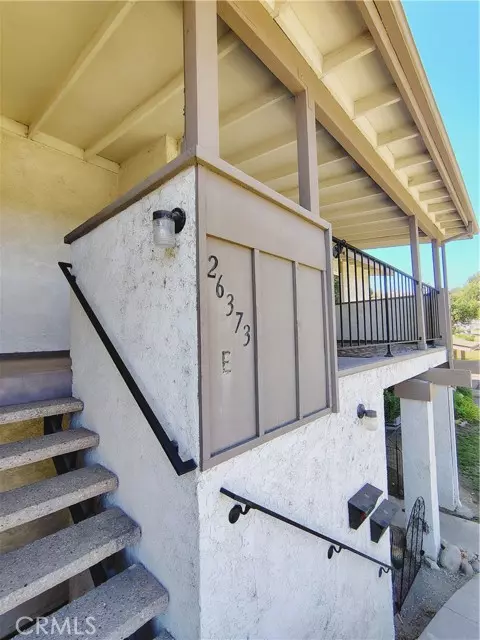 Newhall (santa Clarita), CA 91321,26373 Oak Highland Drive #E