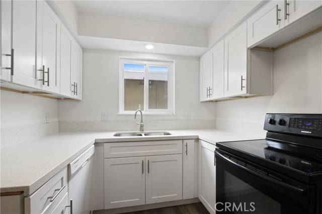 Huntington Beach, CA 92646,9867 Cornwall Drive