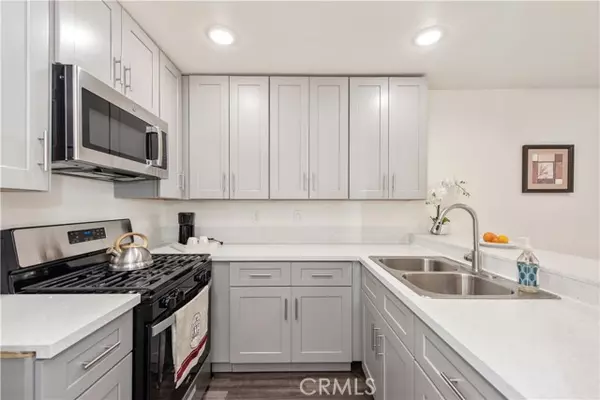 450 E 4th #416, Santa Ana, CA 92701