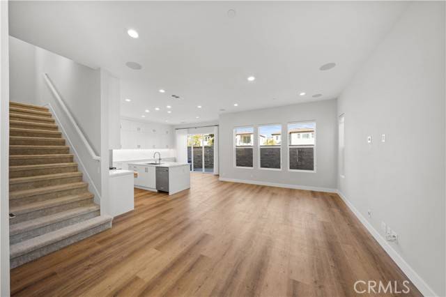 Lake Forest (el Toro), CA 92630,120 Pin Lane