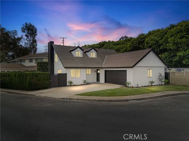 109 Loyola, Seal Beach, CA 90740