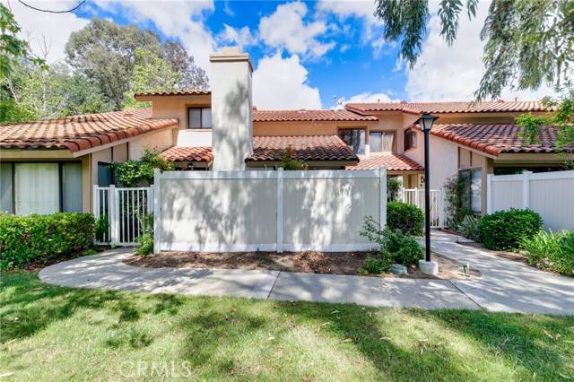 Diamond Bar, CA 91765,1327 Solera Lane #6