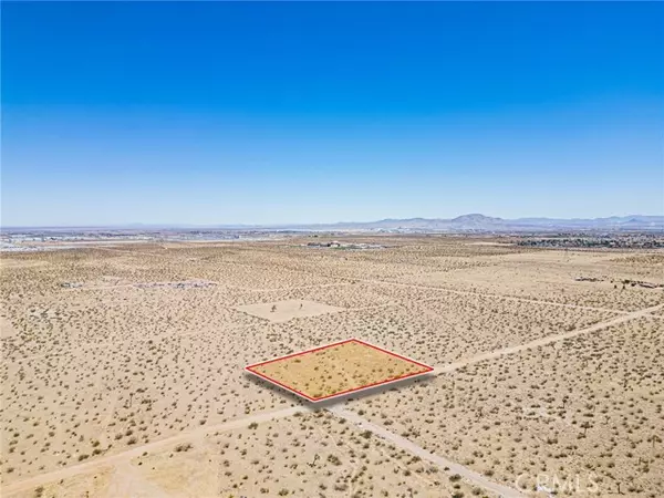 9500 Villa Street, Adelanto, CA 92301