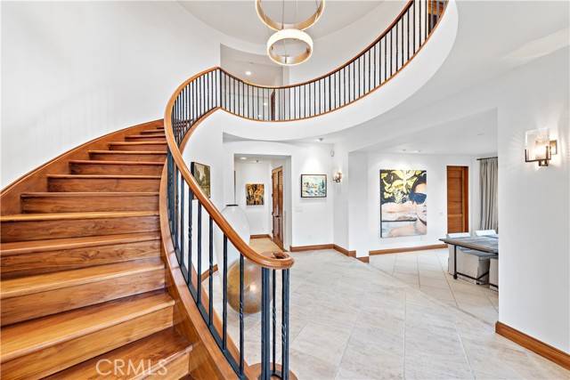Corona Del Mar (newport Beach), CA 92625,206 Driftwood Road