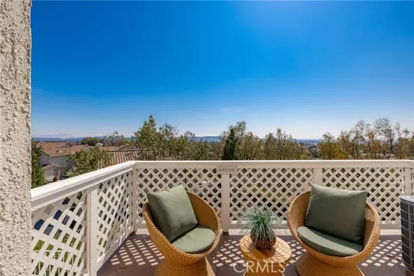 21011 Marin #103, Lake Forest (el Toro), CA 92630