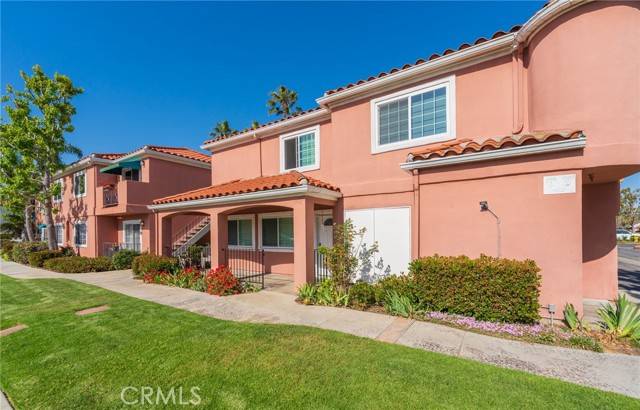 Huntington Beach, CA 92648,409 Utica Avenue #1A