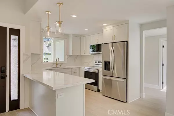 47 Calle Aragon #D, Laguna Woods, CA 92637