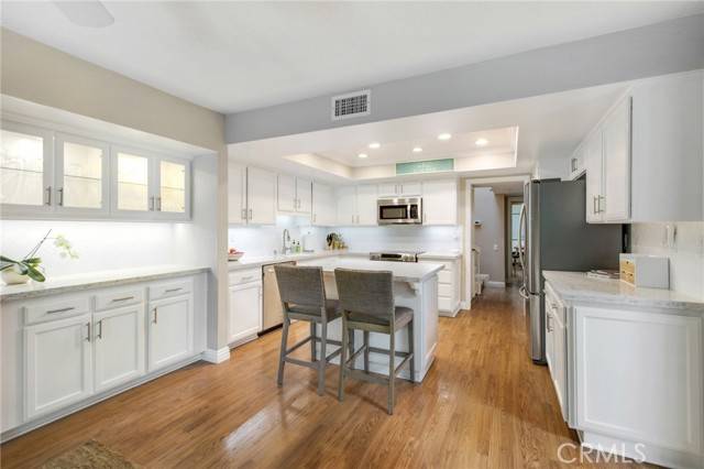 19675 Seacliff Lane, Huntington Beach, CA 92648