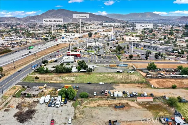 Jurupa Valley, CA 92509,7072 Mission Boulevard