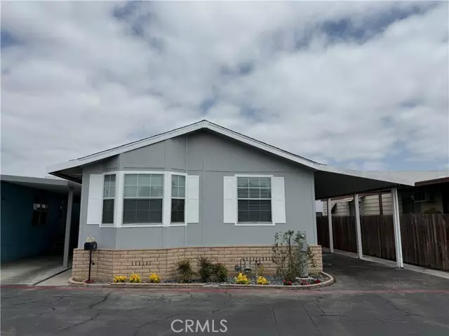 Paramount, CA 90723,16600 Downey Avenue #75