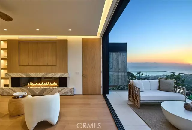 840 Gainsborough Drive, Laguna Beach, CA 92651