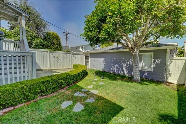 425 Dahlia Avenue, Corona Del Mar (newport Beach), CA 92625