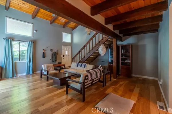 Running Springs, CA 92382,31045 Valley Oak Drive