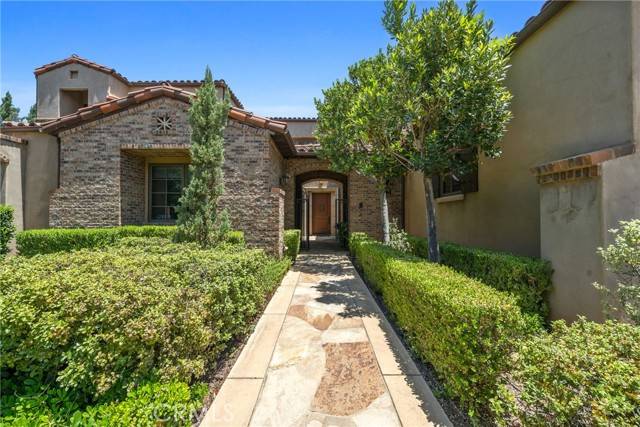 Corona, CA 92881,1377 Versante Circle