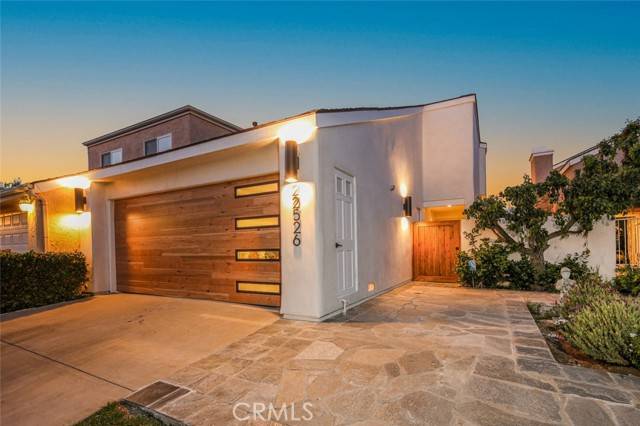 Lake Forest (el Toro), CA 92630,22526 Lake Forest Lane